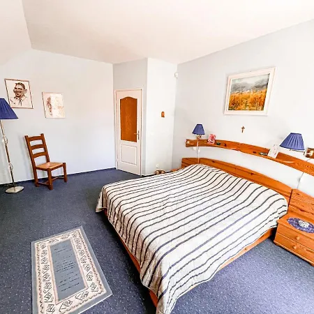 Casa vacanze Fullmoon Balatonszárszó
